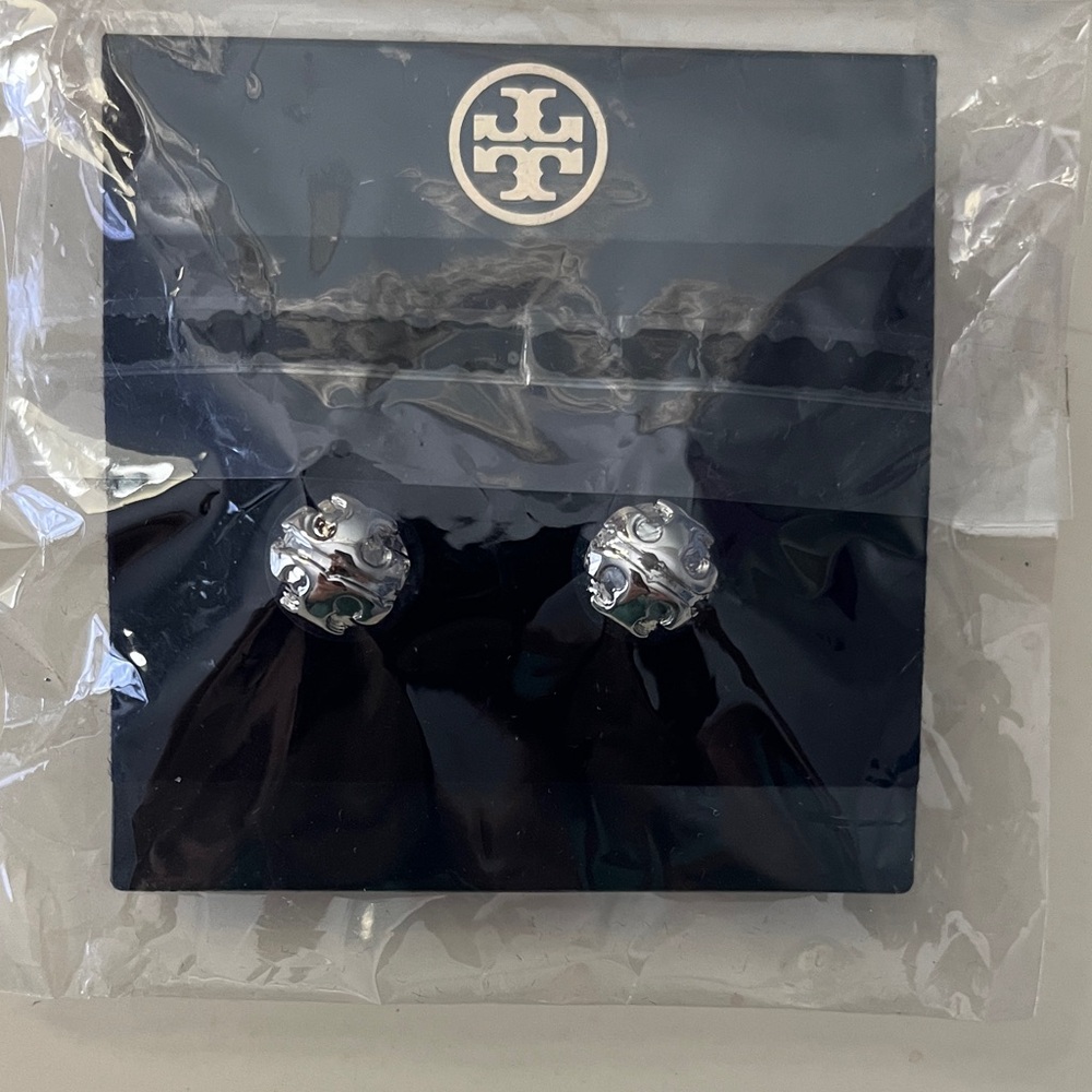 NEW Tory Burch Metallic Silver Stud Earrings